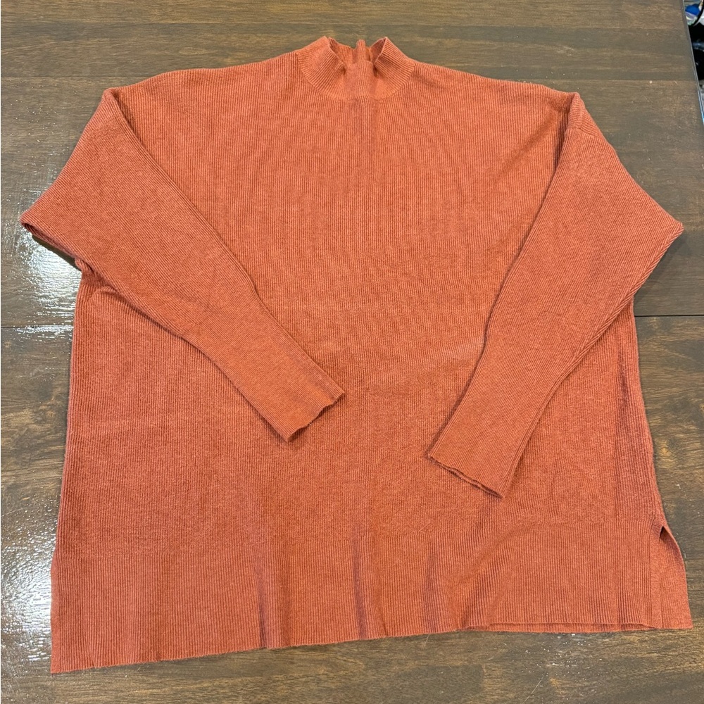 EUC Altar’d State mock neck sweater  L